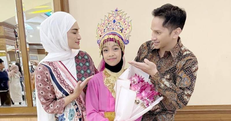 Instagram.com/putri_zulhas